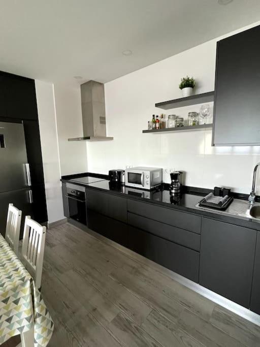 Moderno Apartamento Frente Al Mar Пуерто-де-ла-Крус Екстер'єр фото