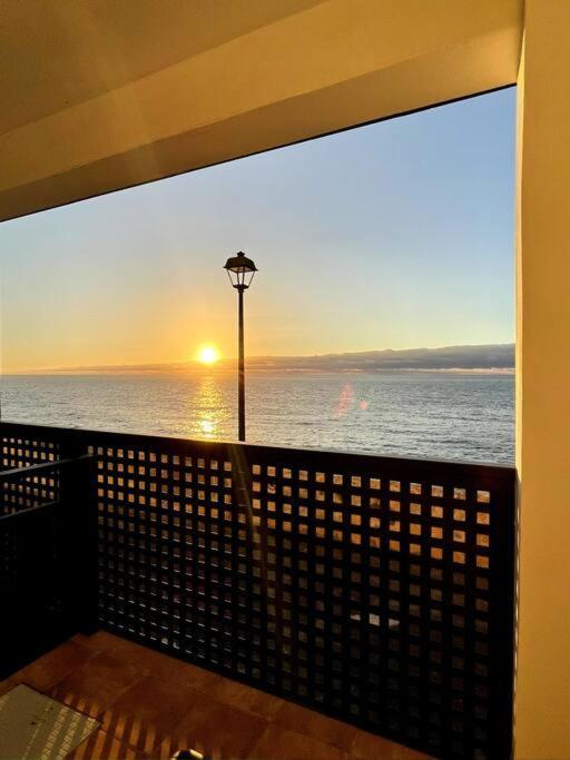 Moderno Apartamento Frente Al Mar Пуерто-де-ла-Крус Екстер'єр фото
