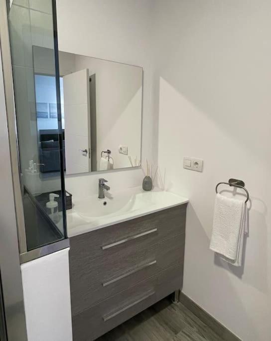 Moderno Apartamento Frente Al Mar Пуерто-де-ла-Крус Екстер'єр фото