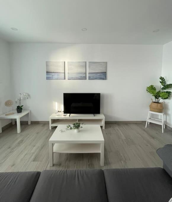 Moderno Apartamento Frente Al Mar Пуерто-де-ла-Крус Екстер'єр фото