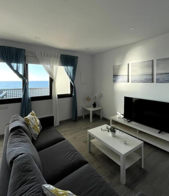 Moderno Apartamento Frente Al Mar Пуерто-де-ла-Крус Екстер'єр фото
